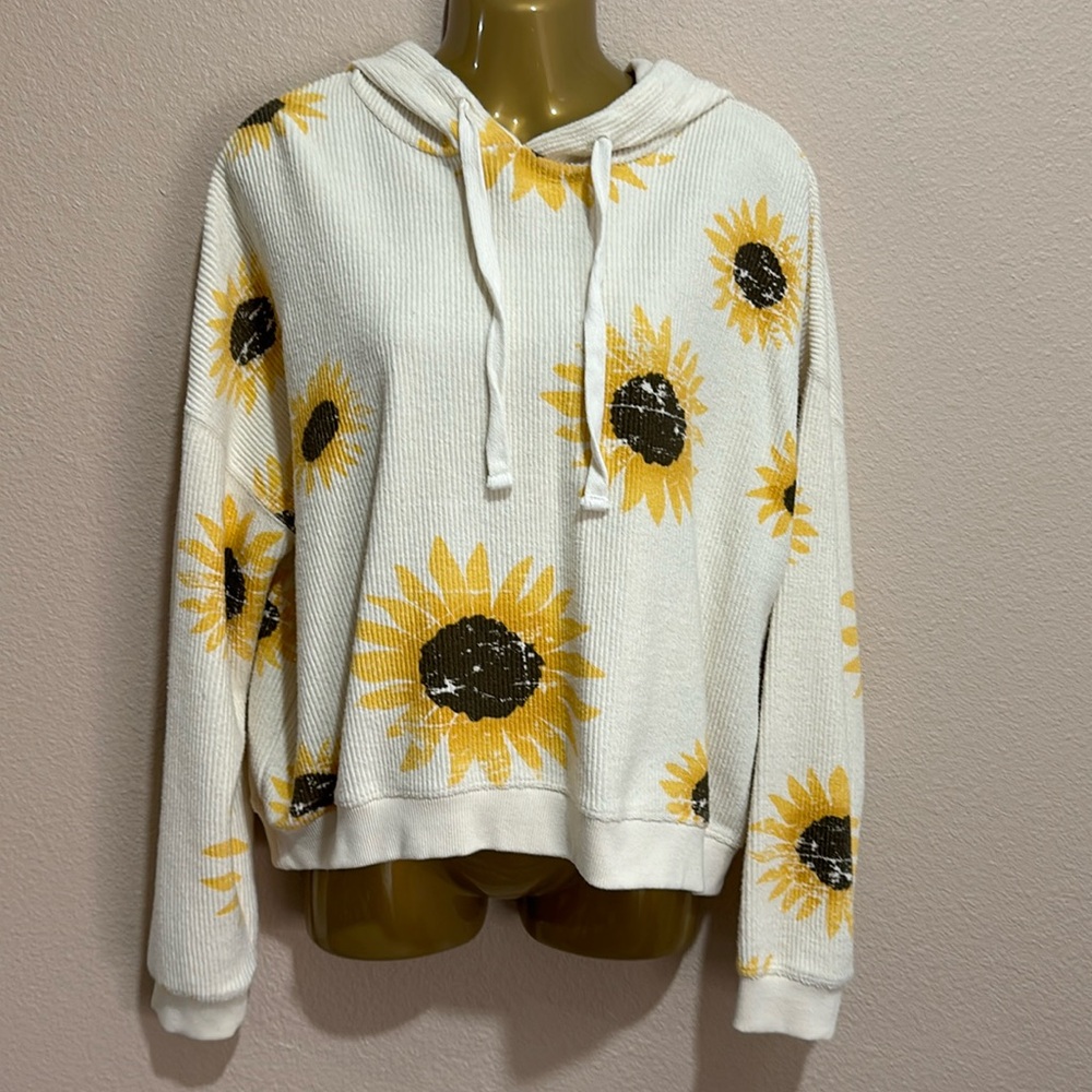 ALTAR’D STATE Sunflower Hoodie Sweatshirt, 
App measure is 22 in x 19 length